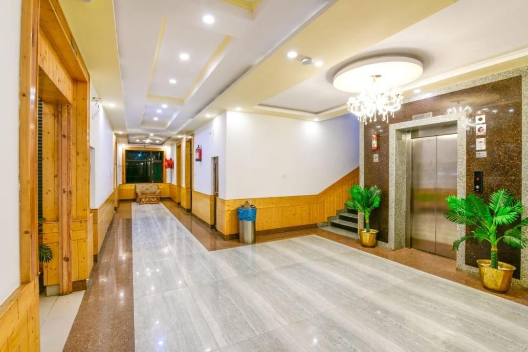 Hotel Chhutuk Heights カールギル エクステリア 写真