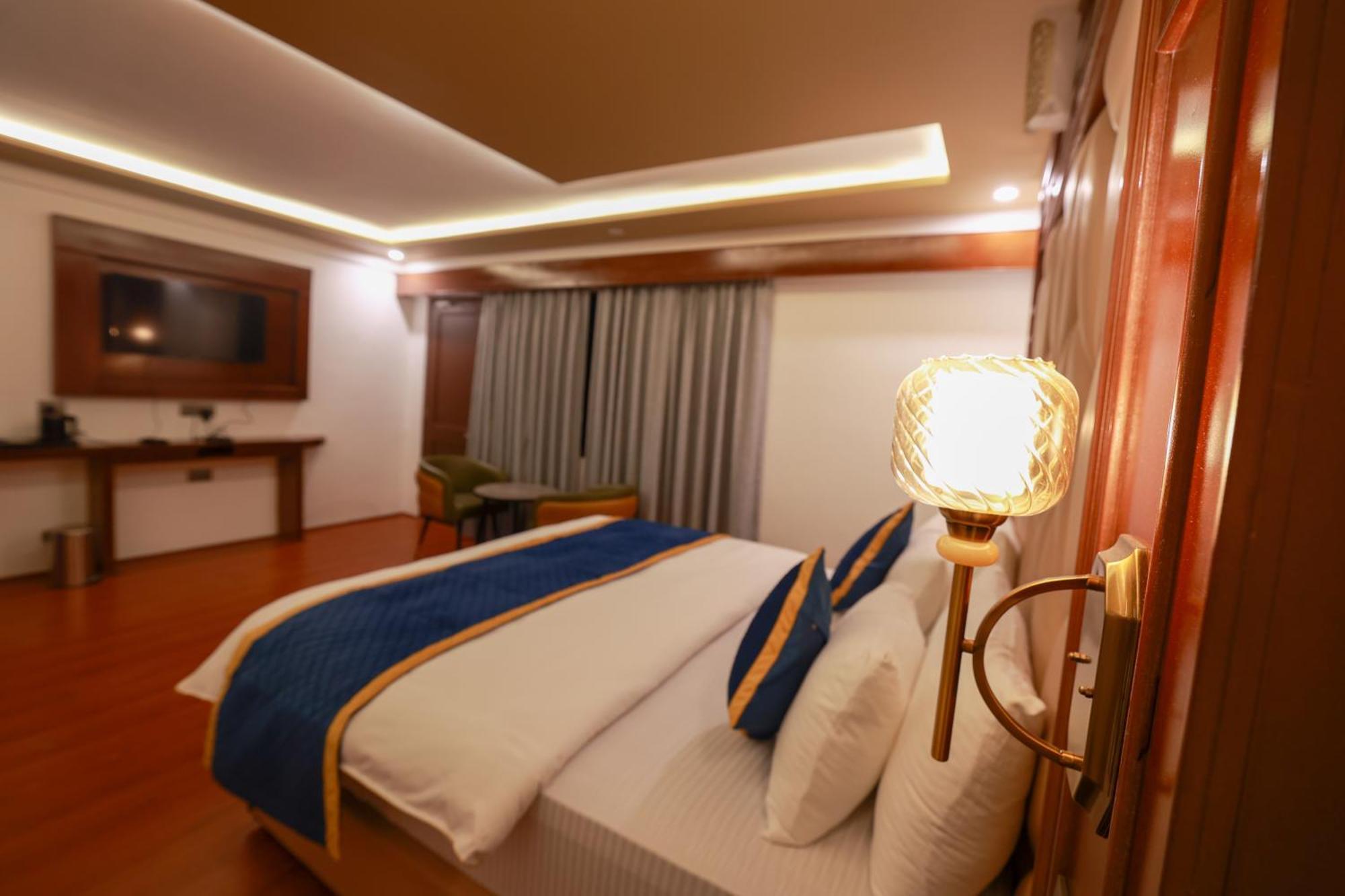 Hotel Chhutuk Heights カールギル エクステリア 写真